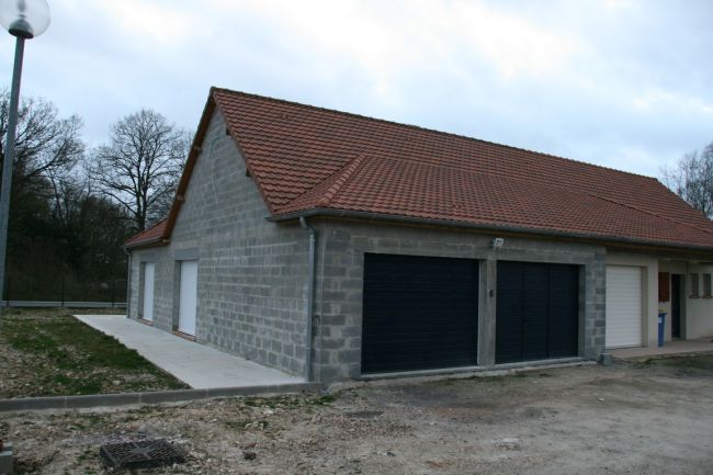 Façade nord de l'agrandissement  dans proche bourgtheroulde eure 27